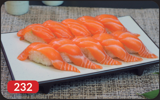 Salmón nigiri sushi